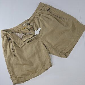 BURBERRY BRIT WOMEN'S US SIZE 8 KAKHI COLOR PLEATED SHORTS W/ ZIP POCKETS *AS-IS